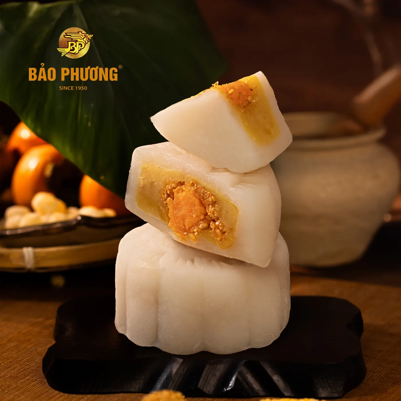 Bánh dẻo nhân đậu xanh 1 trứng muối (210g) - ảnh 3