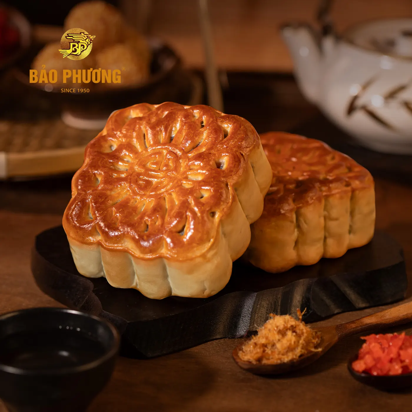 Bánh nướng nhân thập cẩm jăm bông 1 trứng muối (230g)