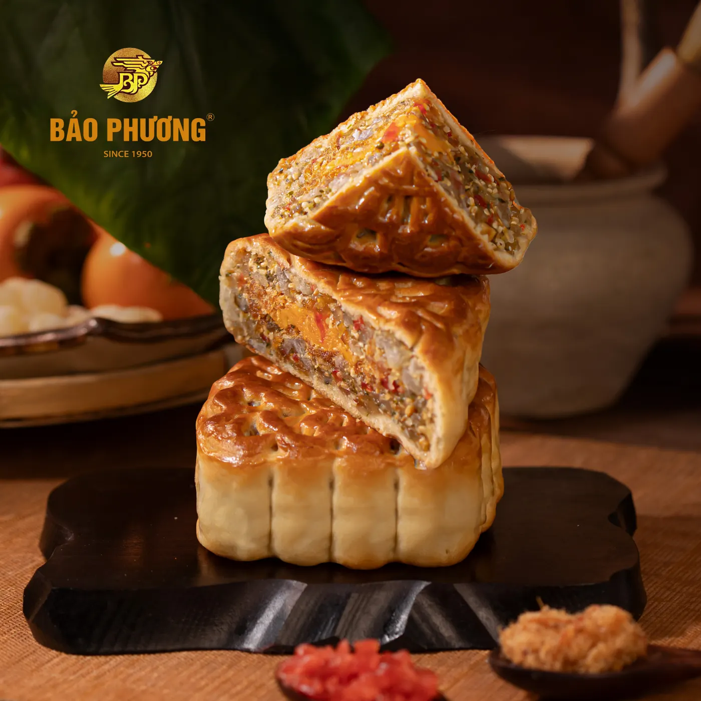 Bánh nướng nhân thập cẩm jăm bông 1 trứng muối (230g) - ảnh 3